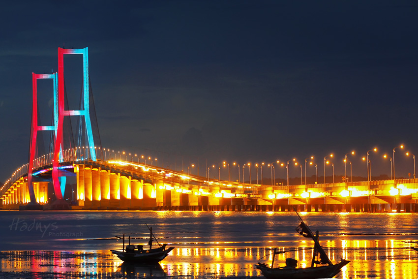 suramadu_bridge_by_hdnyz97